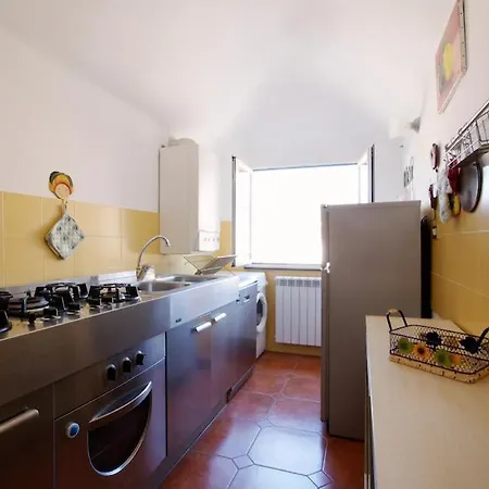 Apartment Lighthouse Levanto